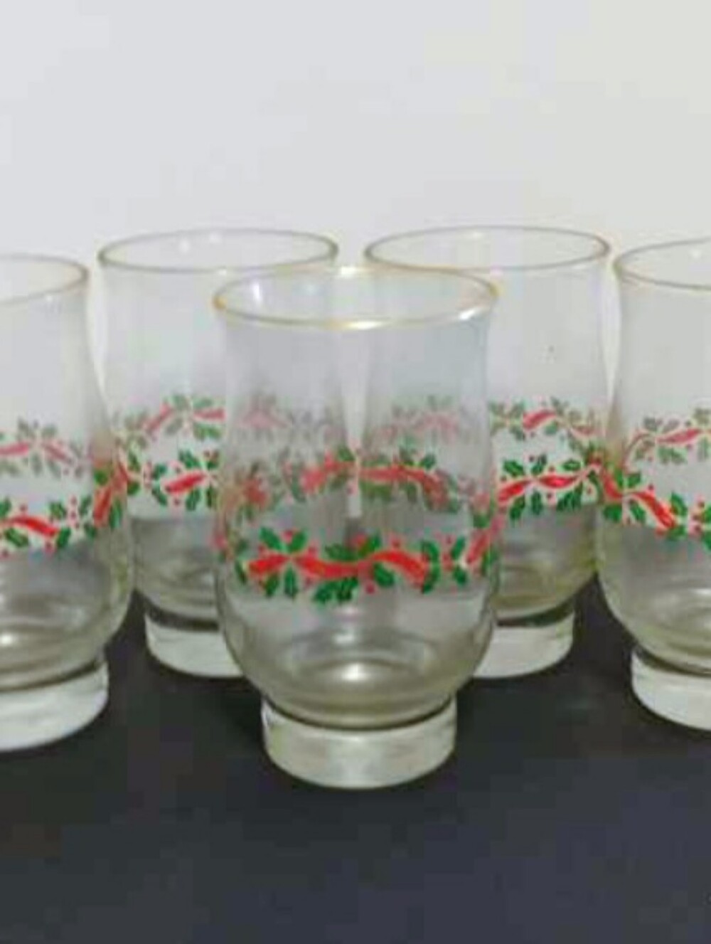Festive Holly Band Glassware Set in Red and Green